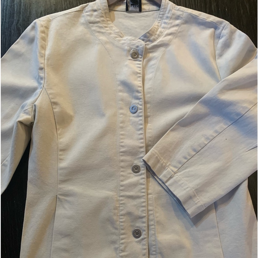 Eileen Fisher cotton off white colored jacket. Slit pockets, size M
